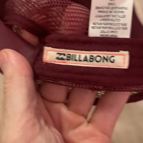 NWOT BILLABONG Burgundy California Love Trucker - Picture 5 of 5